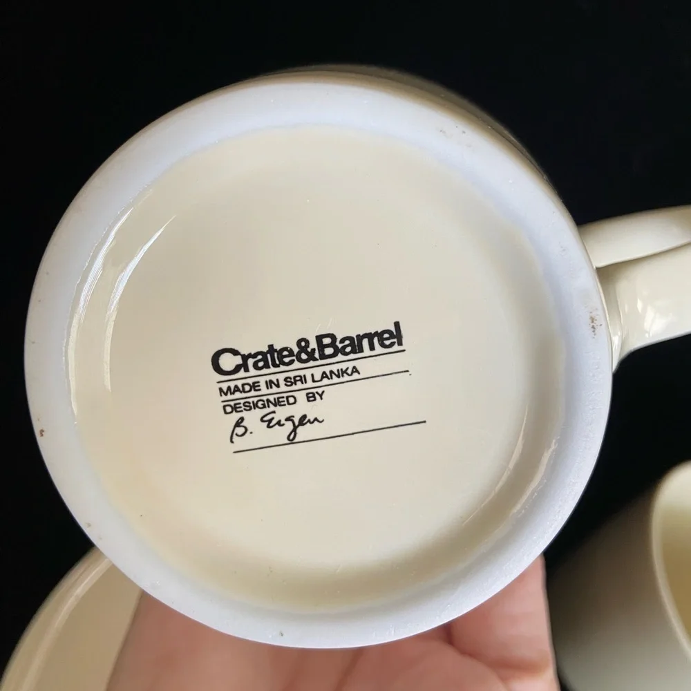 Set of 2 Margo Eva Zeisel by CRATE & BARREL MUGs No Saucers